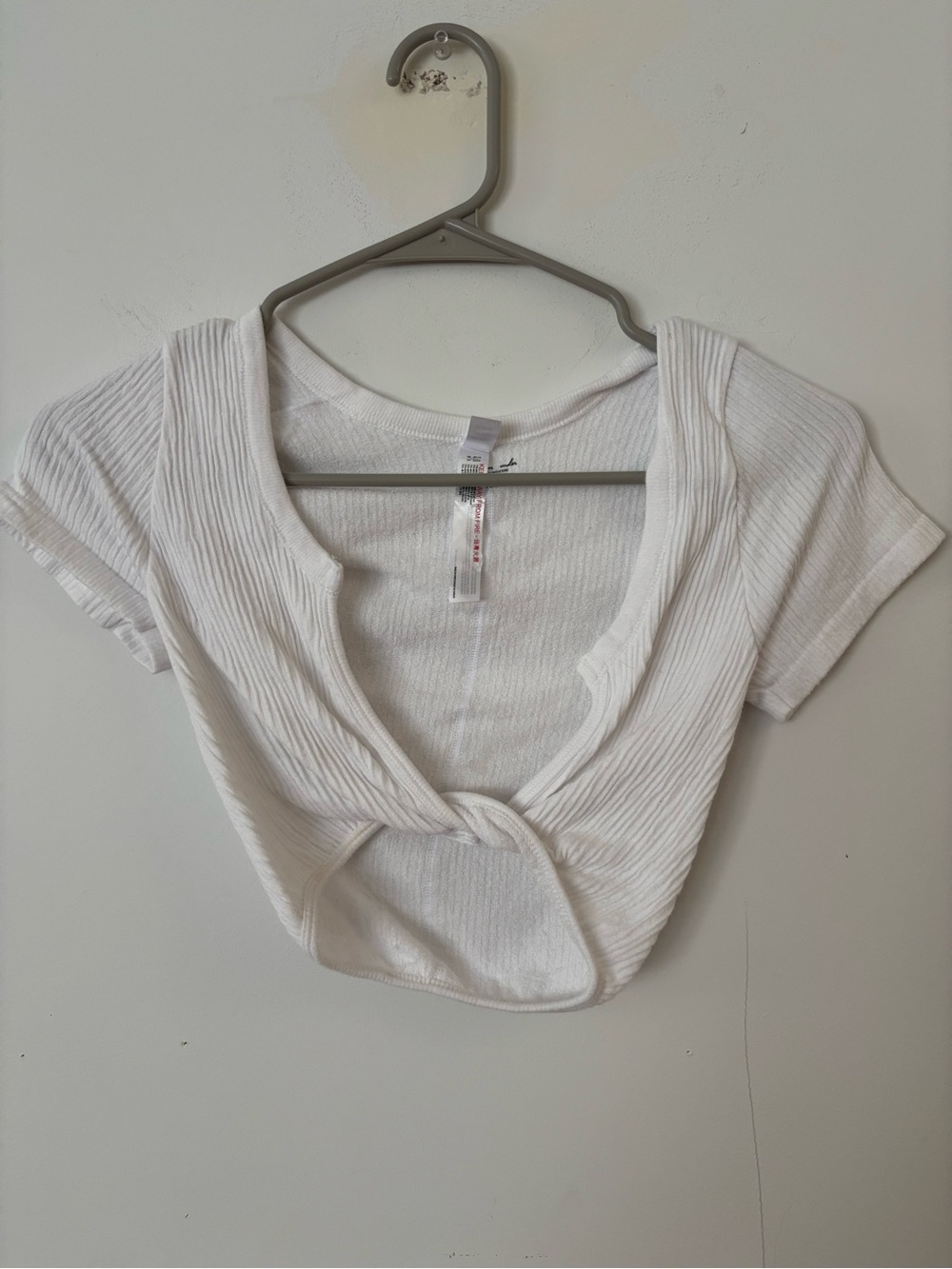 urban outfitters out from under white ribbed twist front short sleeve crop top🤍